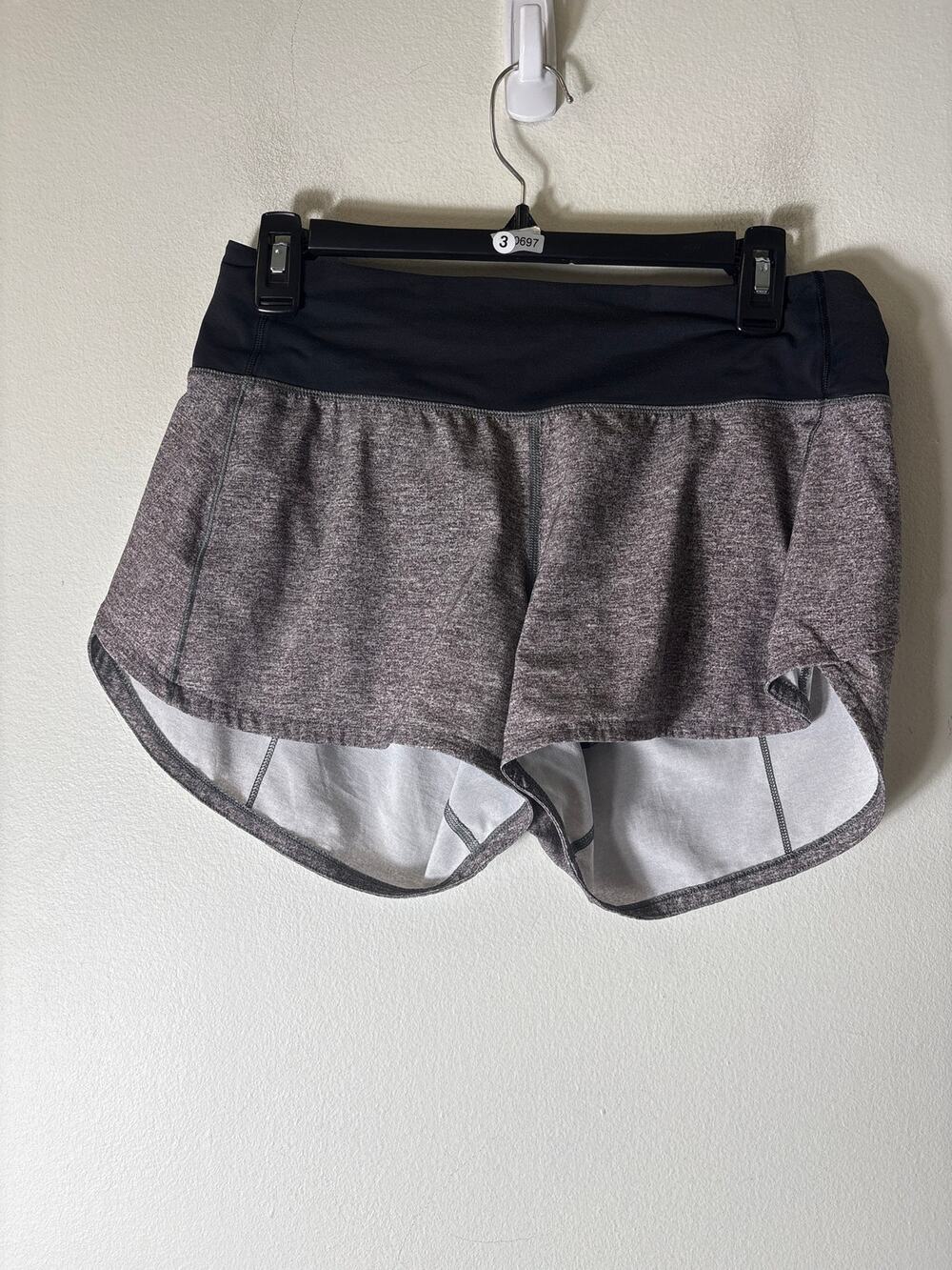 Lululemonn Heathered Gray and Black Athletic Shorts Sz 6